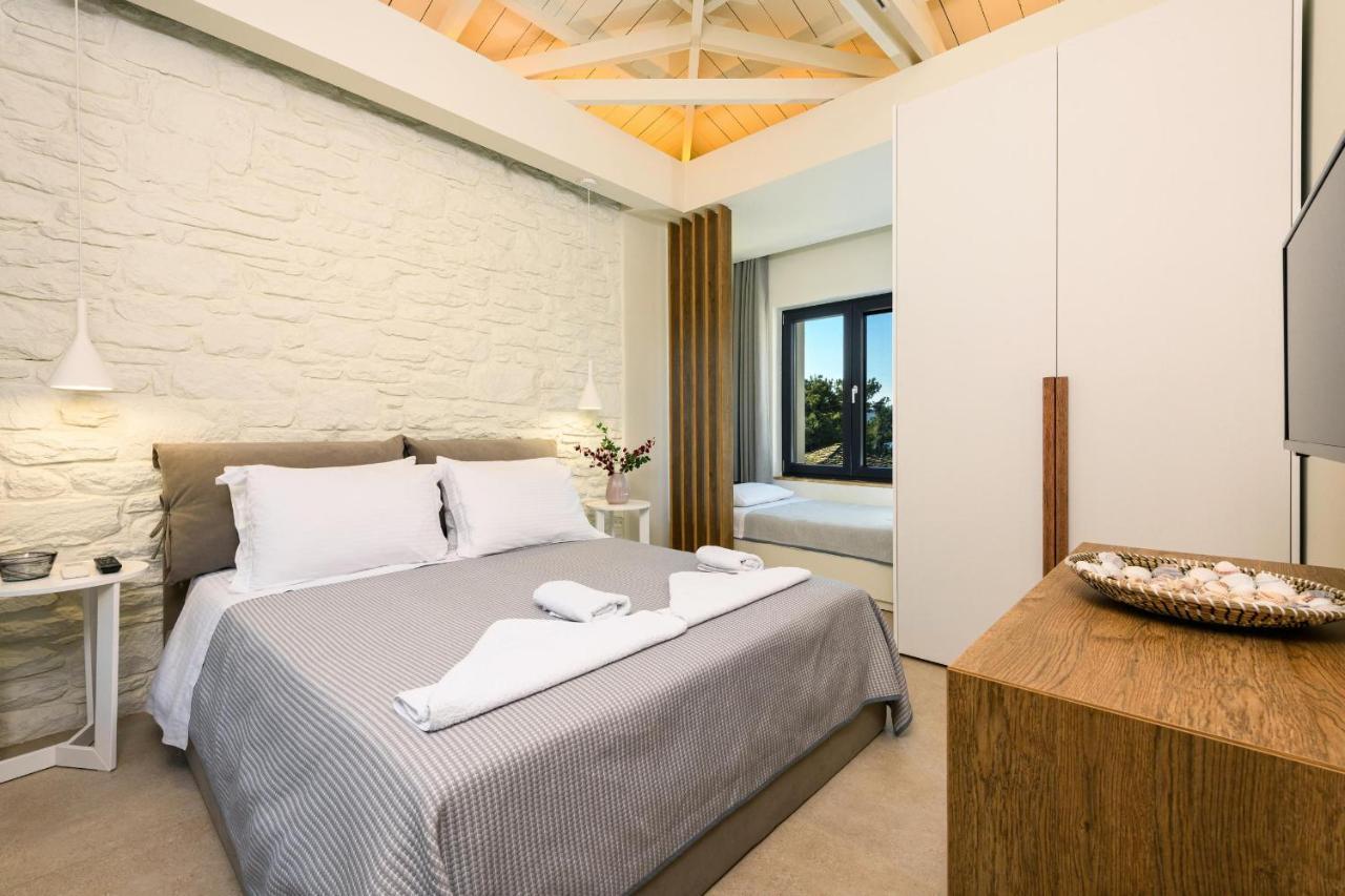 Archetypo Luxury Living Apartment Chrysi Ammoudia Bagian luar foto