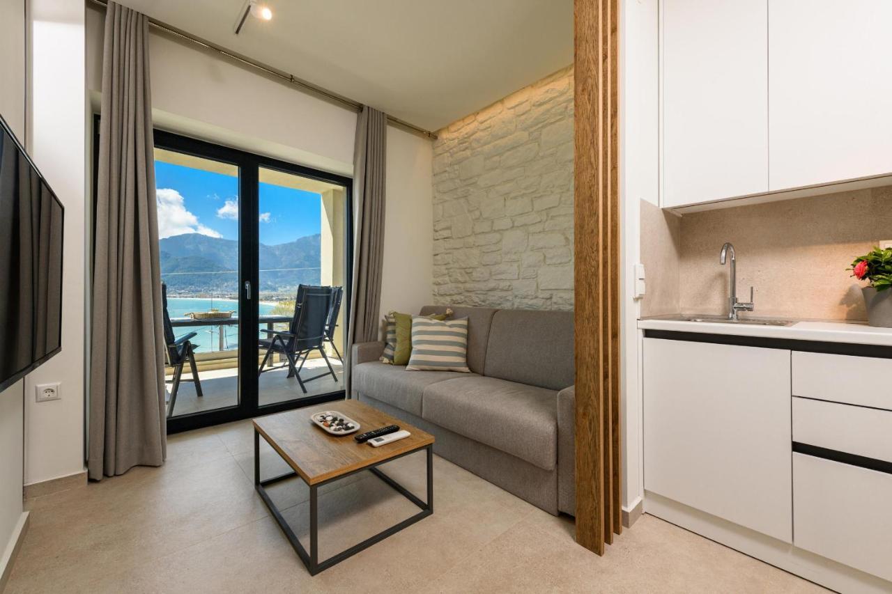 Archetypo Luxury Living Apartment Chrysi Ammoudia Bagian luar foto